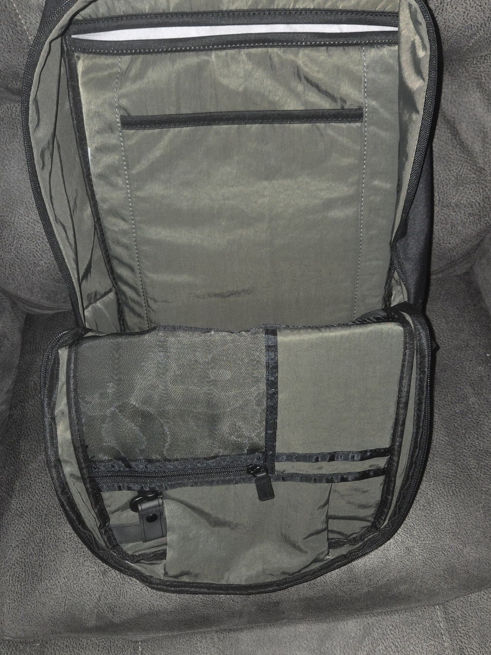 Tavik Black Tech Backpack - Picture 5 of 8